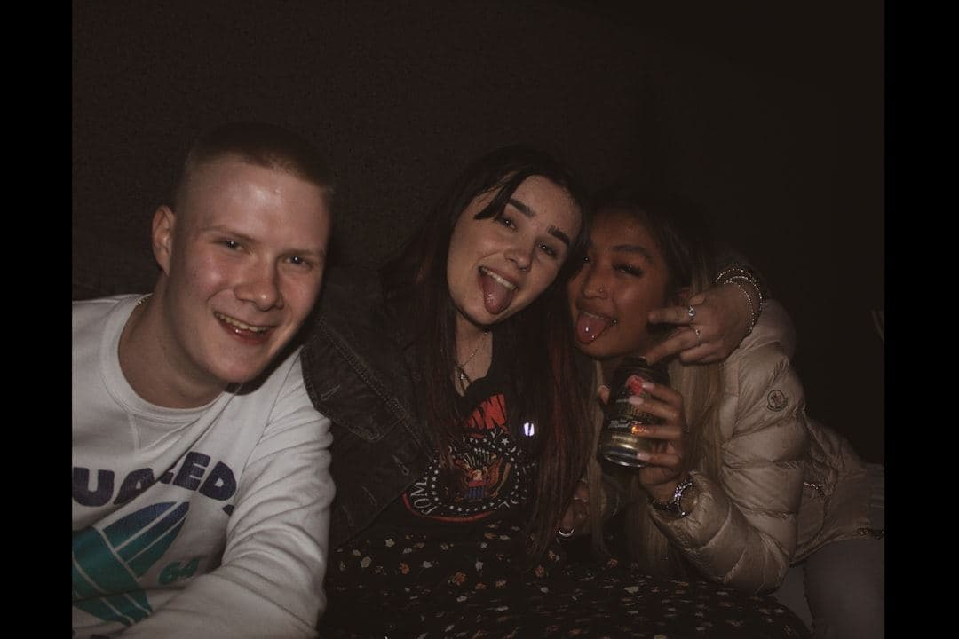 Bachelor & Bachelorette — a Tada roll, shot by the whole party